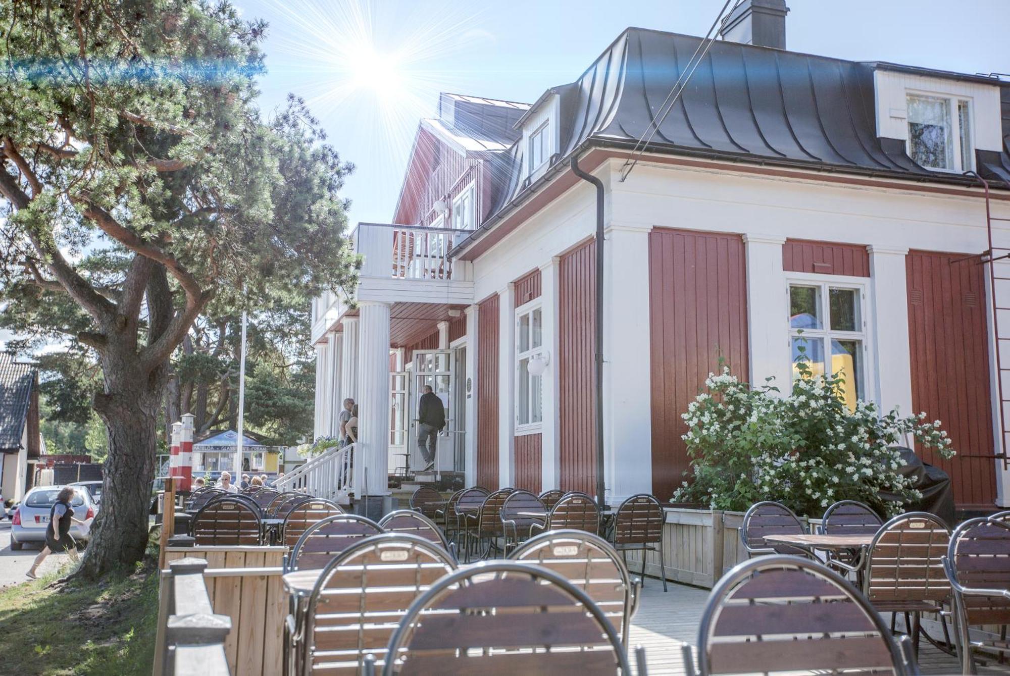 Hotel Strandbo Науво Екстер'єр фото