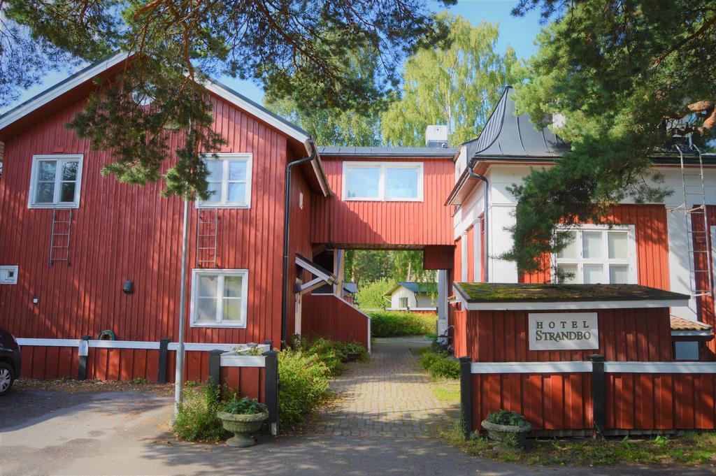 Hotel Strandbo Науво Екстер'єр фото
