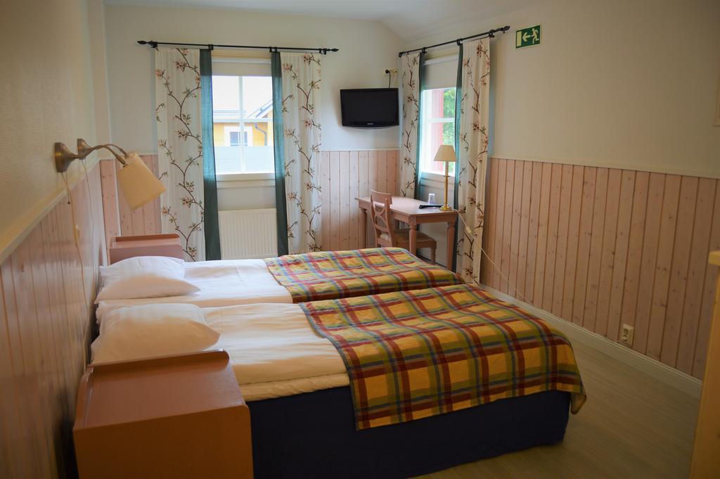 Hotel Strandbo Науво Екстер'єр фото